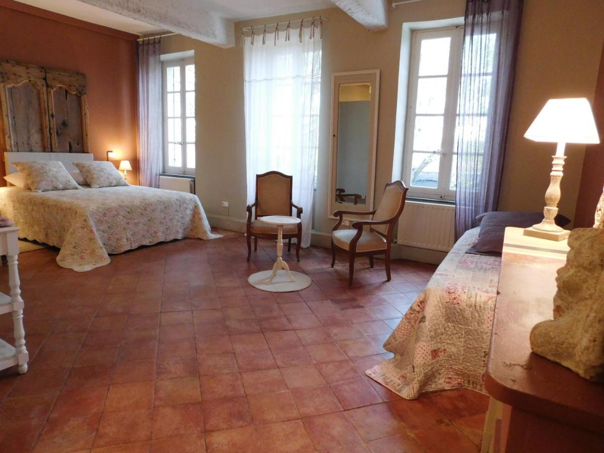 Le Prieure Saint Louis Bed and Breakfast Floure Exteriör bild